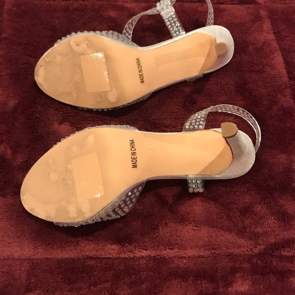 Clear Strapped Sandals With Rhinestones